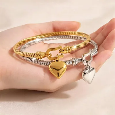Stainless Steel Cable Wire Heart Charm Bracelet 18K Gold Plated Horsebit Cuff Bangle Waterproof Jewelry Women's Classic Party