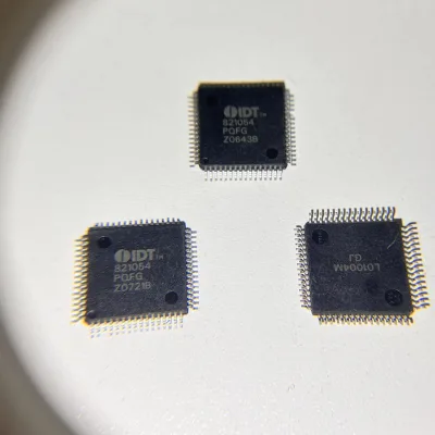 Electronic Components IDT821054PQFG Interface Codec Integrated Circuit QFP64