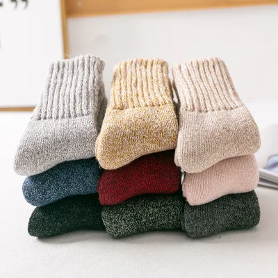 Wholesale Thickened Winter Thermal Wool/Spandex Eco-Friendly Socks for Women Men Solid Color Crew Logo Body Cuff Bottom Knitted