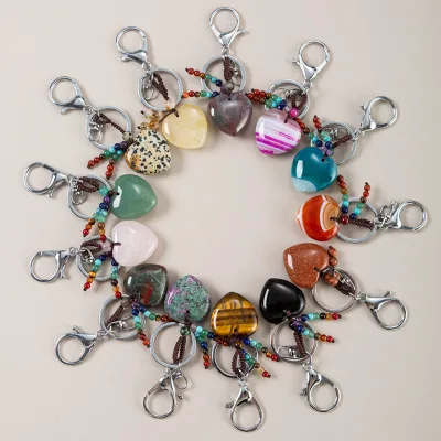 Natural Crystal Stone Heart Shape With Two Seven Colors Beaded Pendant Keychain Smooth Gemstone Healing Crystal Key Chains