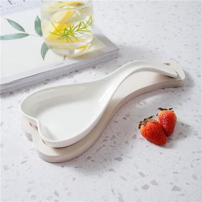 Novelty Shape Customized Porcelain Utensil Holder Restaurant White Ceramic Spoon Rest Holder with Wooden Tray