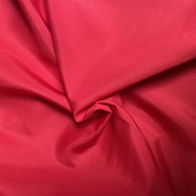 55gsm 100% Polyester Woven Fabric Waterproof Fabric Use for Clothes and Textile