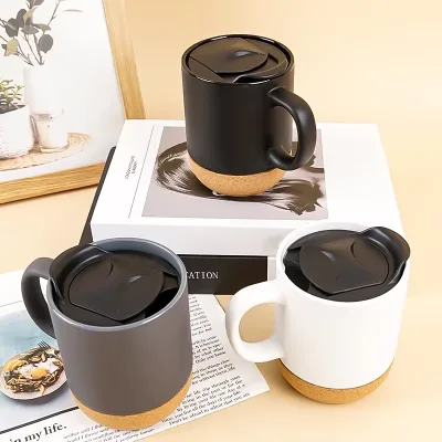 Custom Nordic Matte Black Ceramic Coffee Mug with Insulated Cork Base and Wooden Bottom 400ml Eco-Friendly Travel Mug