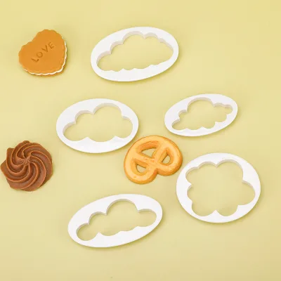 5 PCS Plastic Fluffy Fondant Cloud Cutters Cookie Cake Mold Fondant Cutter Fondant Decorating Tools