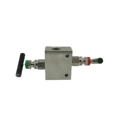Manual 1/2" FNPT Inlet 1/2" FNPT Outlet Stainless Steel 316 Needle Valve Instrumentation Block Bleed Manifold 3 Way 6000 PSI