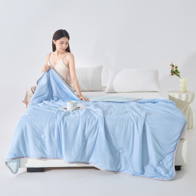 Solid Color Patchwork Quilt Double Side Air Condition Quilt Minimalist Patchwork Quilt for Night Sweats