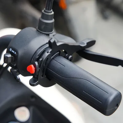 High Quality Half Twist Throttle Accelerator Handle Grips with Switch for Scooter Bicycle Motorcycle