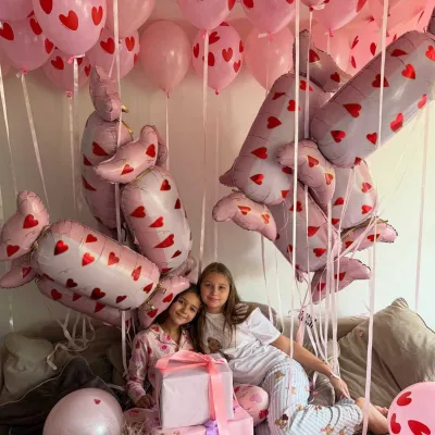 Wholesale Aluminum Foil Balloons Supplier Girls Favorite Decorate Parties Theme Candy Shaped Helium Balloon