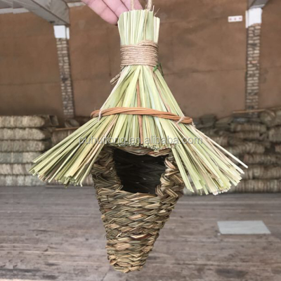 Hive Bird Nesting Pocket