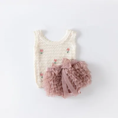 2024 New Arrival Sleeveless Knitted Girls Vest for Summer Children's Clothes Targeting Kids & Waistcoats