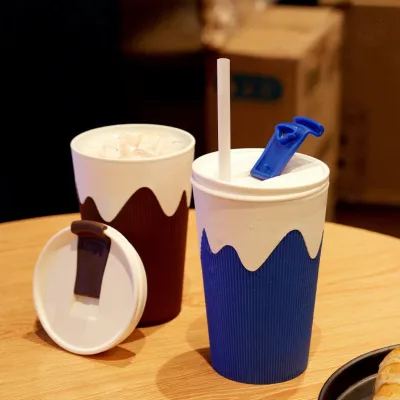 Snow-topped High-quality Heat-resistant Portable Travel Mug Plastic Modern Minimalist Design Thermal Insulation 0-6 Hours for