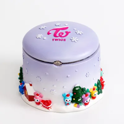 Custom Korea Resin Christmas Music Box With Mechanism Movement Music Box for Birthday Gifts Christmas Festival Gifts