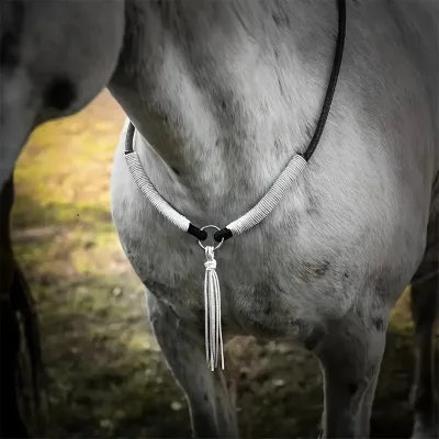 Hand-woven Nylon Tassel Horse Neck Ring Bridle with Decorative Strap for Riding Training