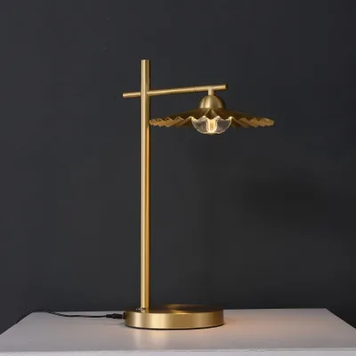 Copper Table Desk Lamp Living Room Bedroom Eco-Friendly Nordic Style Cross-Border with Metal Crystal Shade E26 Bulb Base Powered