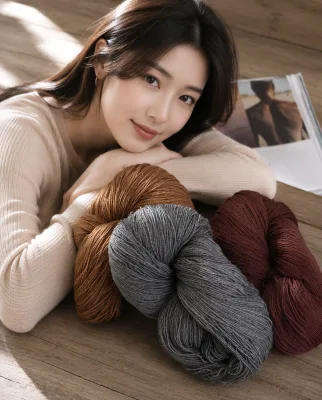 Wholesale 300g Wool Yarn Acrylic Blend Yarn Soft Medium Weight Skein Yarn for Hand Knitting Crochet Sweaters DIY