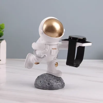 Astronaut Watch stand,Resin Figurine Model Watch Holder,Watch display stand , smart watch charging stand