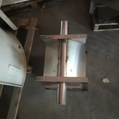 New Adjustable Feeding Hole Device for Pig Farm Pan Feeder with Hot Dip Galvanized Material Easy to Operate