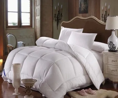 Customized Premium Ultra Fluffy All-Season Comfort Lightweight Breathable Microfiber Duvet for Homes and Hotels Sleeping Use