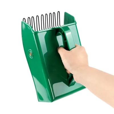 Green Easier Berry Picker Scoop Blue Berry Picking Rake with Metal Comb and Ergonomic Handle Picker Harvesting Tool