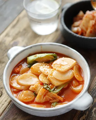 Korean Rice Cake Slices Sliced Rice Cake 1kg Bag Frozen for Restaurant Wholesale Bulk Supply Trade