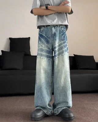 American Retro High Street Straight Pants for Boys Men's Wide-Leg Jeans with Old Washed Trend