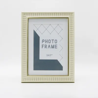 Hot Sale 6'' 7'' 8'' Plastic Photo Frame Custom Size PS Material New Design Decorative Border Photo Frame
