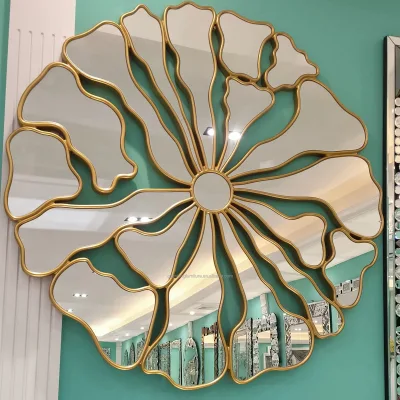 Modern Luxury Gold Wooden Flower Shape Decorative Wall Mirror for Living Room or Bedroom Traditional Design Style Iron Mirror