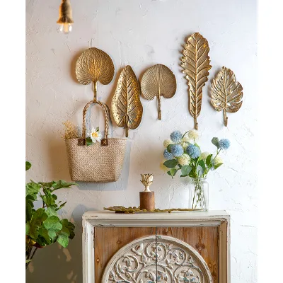 Creative Vintage Iron Furniture Gold Wall Hanging Decorative Hooks Gifts Magazines Books Study Wall Decoration