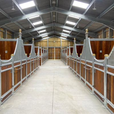 Good Quality Horse Equipment Stable with Feeder Horse Stable Sheet Stable Equipment Horse for Sale