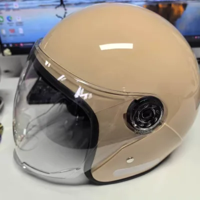 Motorcycle Helmet Winter Warm Full Face Design with Anti-fog Lens