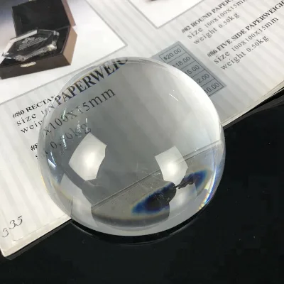 Honor of Crystal Beautiful High Quality Clear Dome Glass Paperweight for Gifts
