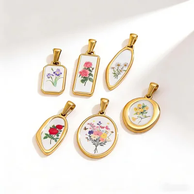 Wholesale Trendy Popular Spring Summer Lucky Flowers Stainless Steel Jewelry Accessories Necklaces Pendants