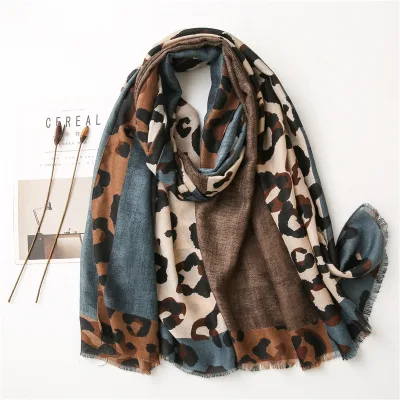 Autumn and Winter Snake Skin Luxury Rose-spotted Ladies Wild Leopard Scarf Female Long Scarf Shawl Thin Brown Fashionable Scarf