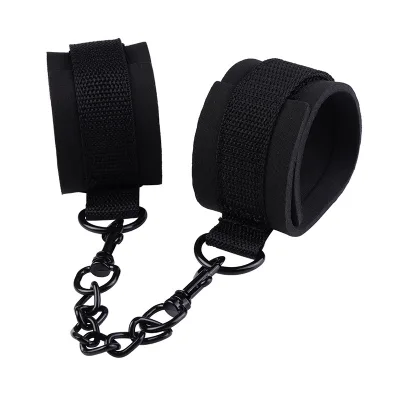 High Quality Erotic Adult Sex Toys Soft Bondage Restraints Handcuff with Black Chain