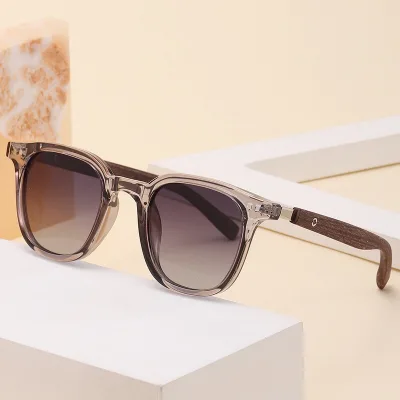 001 Newest TR90 Polarized Sun Glasses Women's Retro High Quality Sunglasses 2025 Wholesale
