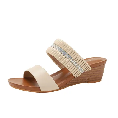 Fashionable and Comfortable Open Toed Sandals With Wooden Grain and Thick Sole for Women, With Sloping Heels and slippers