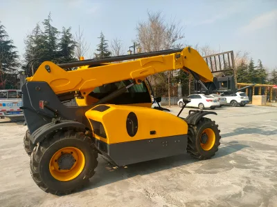 High-efficiency Telehandlers Are Used for High-level Stacking in Warehousing and for Construction Site Operations