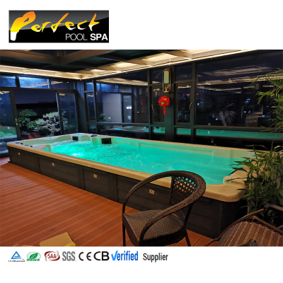 Hotel Standard Whirlpool Bath Built in Stereo System Mood Lighting