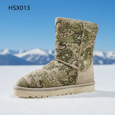 HY,Russia Popular Cotton-padded and Thickened Lady Snow Boots Super Warm Anti-slip Outsole Beige Color Women Winter Boots HSX013