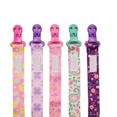 Premium Quality Baby Gift Cute Cartoon Patterns Dummy Clips Baby Pacifier Clip Cute Plastic Pacifier Clip