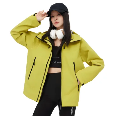 OEM Custom Thin Hard Shell Zipper Windproof Waterproof Running Print Comfortable Breathable Safari Jacket for Women Men for