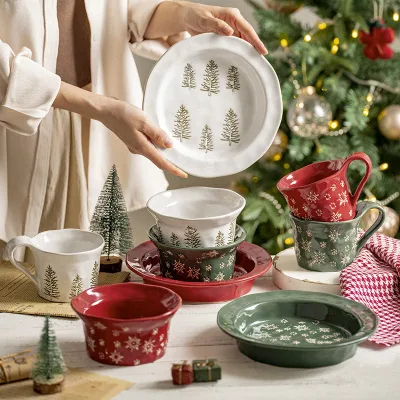 Hot Selling Ceramic Tableware Set for Christmas Microwave Safe Ceramic Plate Dish Business Gift Dinnerware