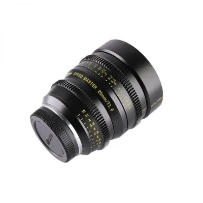 Fixed-focus Video Cinema Lens With a 35mm Equivalent Focal Length Using a 12-element 9-group Lens Structure