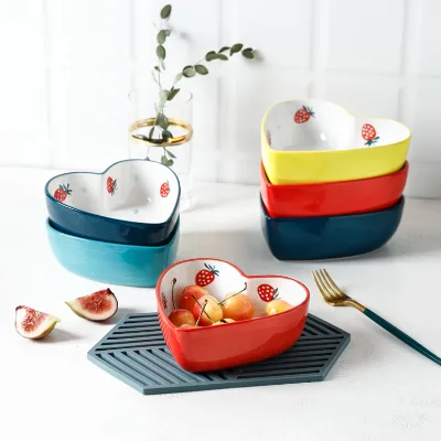 Originality Production Heart Shaped Ceramic Dessert Fruit Bowl Nordic Ceramic Bowl for Kitchen