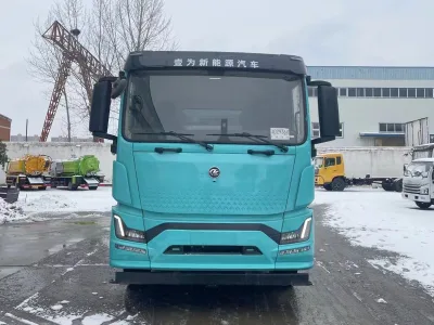 CHUFEI 18T Self-developed Street Sweeper & Cleaning Vehicle Engine-Powered Max Speed 90km/h