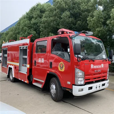 Japan Brand New Fire Engine High Quality Double Cab 4x2 Water Foam Fire Engine Truck 4000 Liters