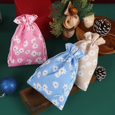 Hot Selling Valentine Chocolate Flower Gift Bags 5*7inch Fabric Linen Packing Storage Gift Bag Mother's Day Floral Goodies Bag