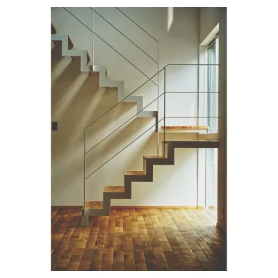 Prima Euro Style Interior Straight Staircase White Painted Steel Stringer Oak Hardwood Steps for Luxury Home