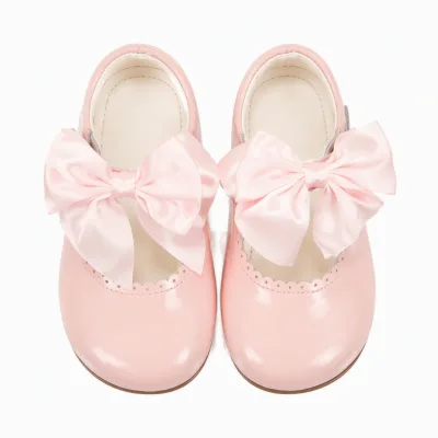 Glossy Pink Kids Mary Janes  Bow, Breathable Slip-resistant Girls Princess Dress Shoes for Formal Occasions