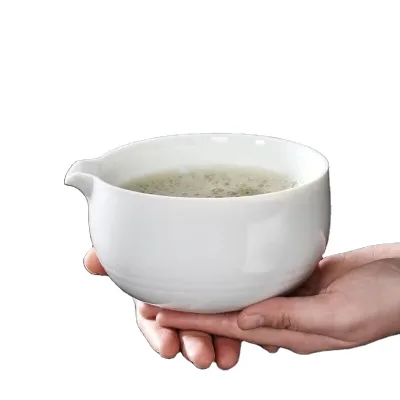 400 ML Ceramic Chawan Hand-made Ceremony Matcha Bowl With Spout Matcha Kit